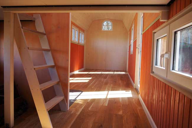Bauwagen für-Waldkindergarten Innenansicht